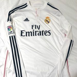 Cristiano Ronaldo jersey fly emirates
